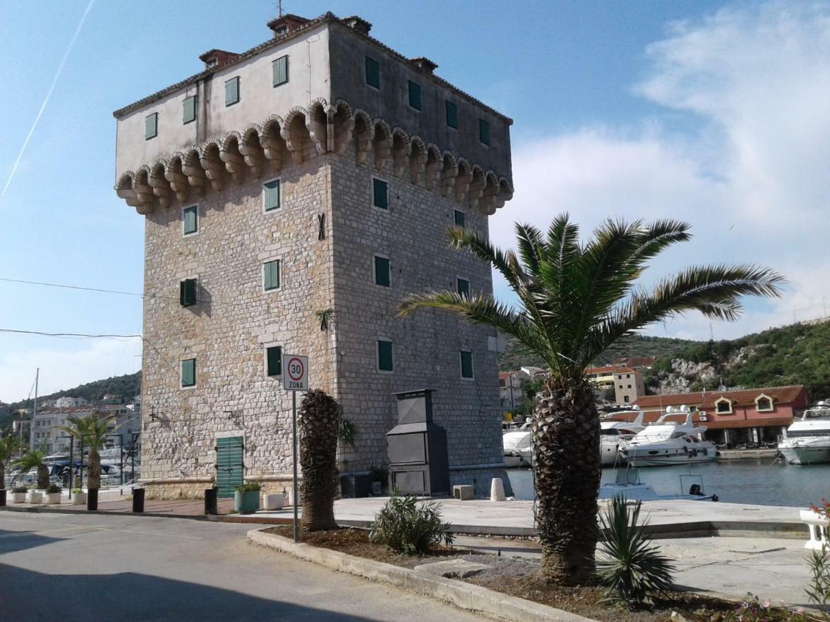 Apartment Remi, Penthouse With Balcony, Free Parking Marina Exterior foto