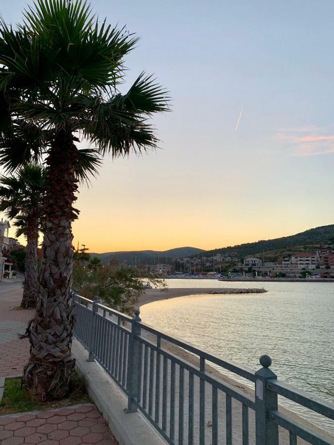 Apartment Remi, Penthouse With Balcony, Free Parking Marina Exterior foto